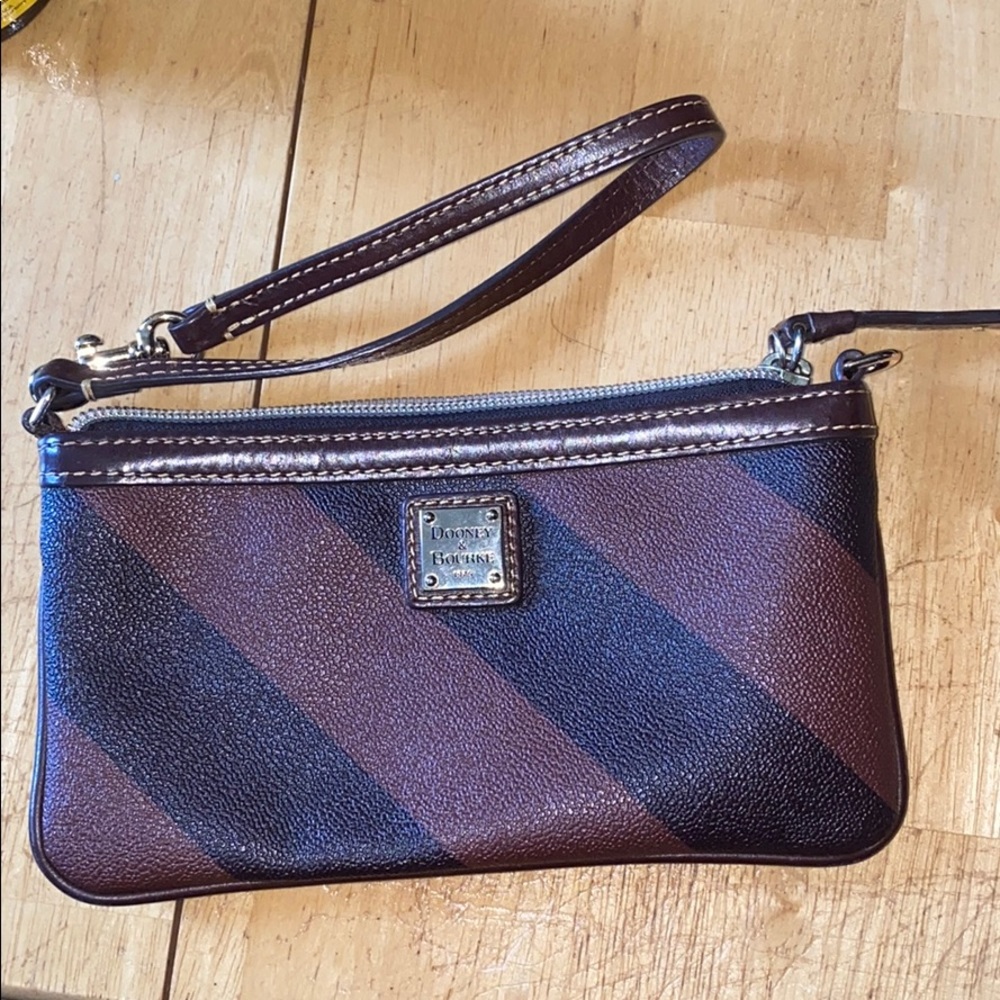Dooney & Bourke Wristlet